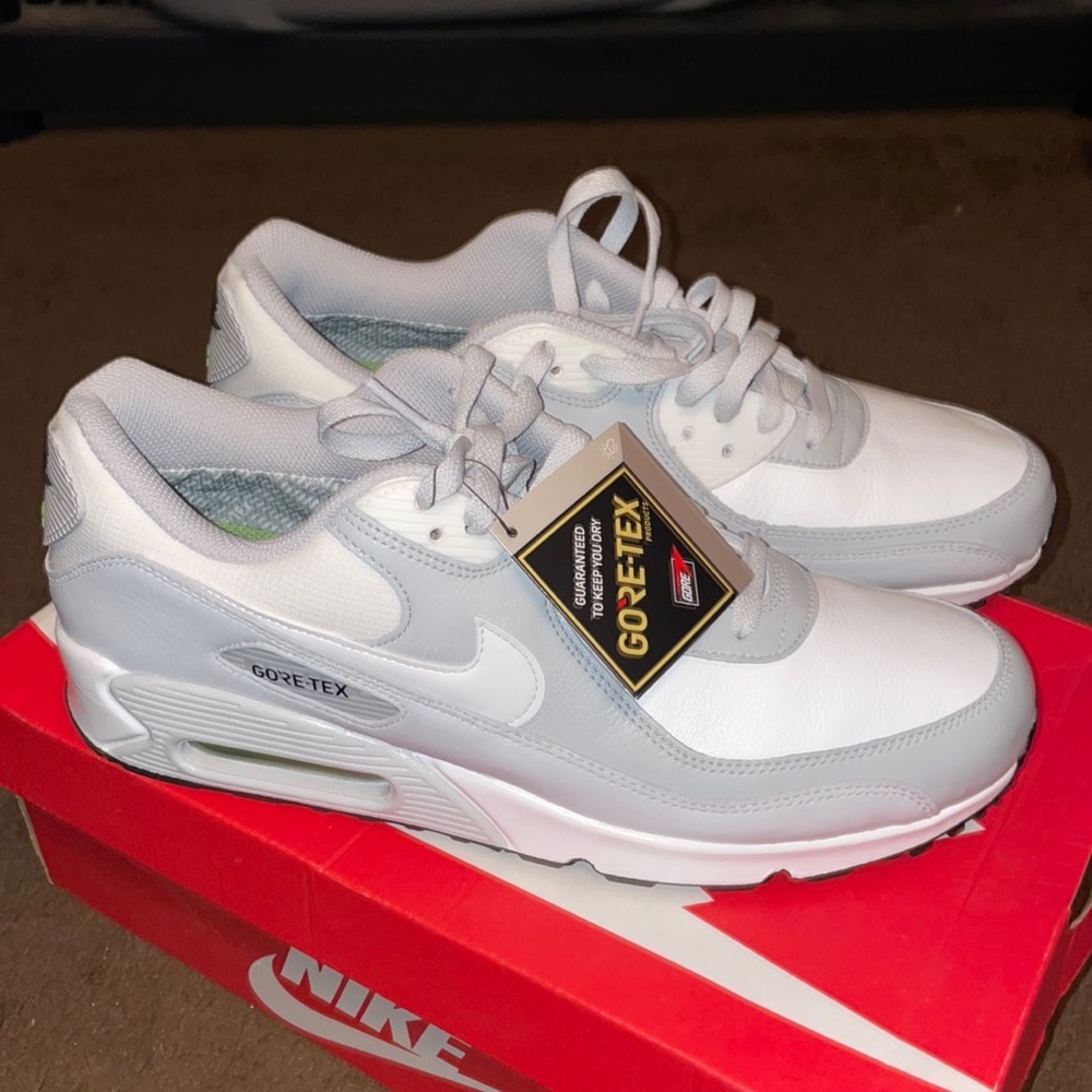 Nike Air Max 90